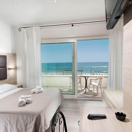 Hotel Bellevue Cattolica Eksteriør billede