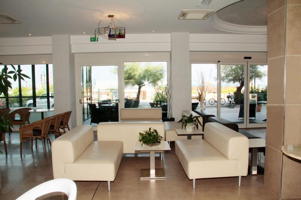 Hotel Bellevue Cattolica Eksteriør billede