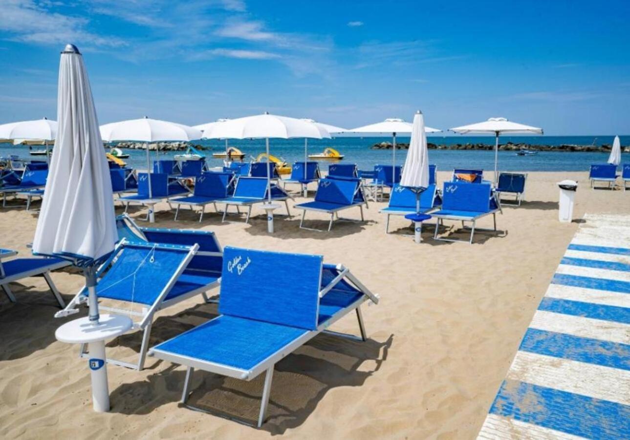 Hotel Bellevue Cattolica Eksteriør billede