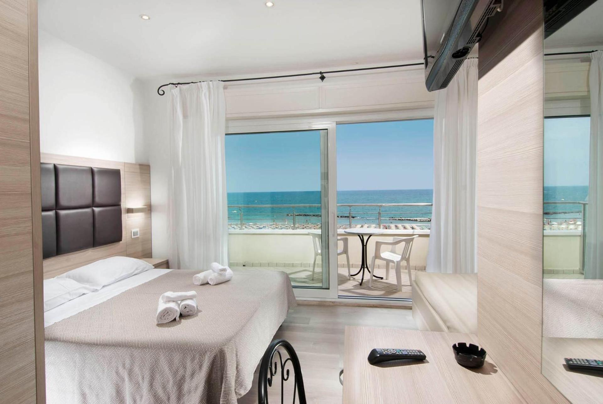 Hotel Bellevue Cattolica Eksteriør billede