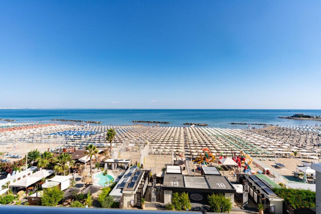 Hotel Bellevue Cattolica Eksteriør billede